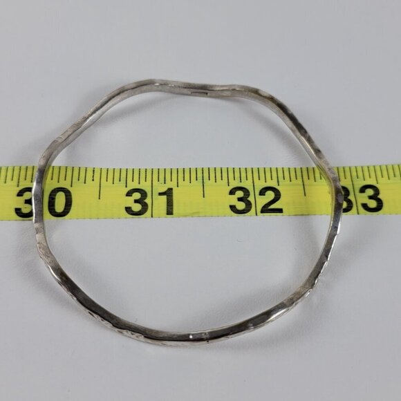 Vintage TAXCO 925 Sterling Silver Wavy Etched Bangle Bracelet 8.25 In - Picture 6 of 6